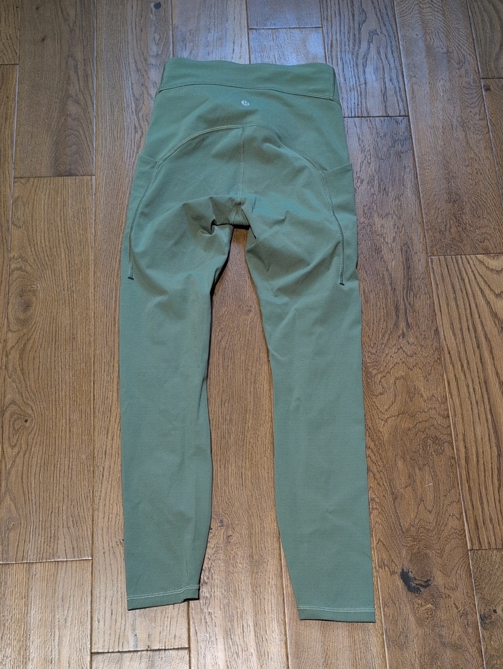 🍋 Lululemon Power Thru leggings Green Size 4